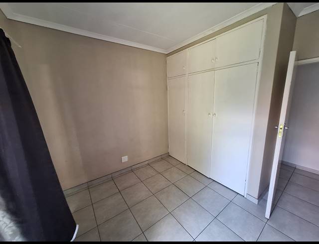 4 BEDROOM HOUSE FOR SALE IN VANDERBIJLPARK SE 6